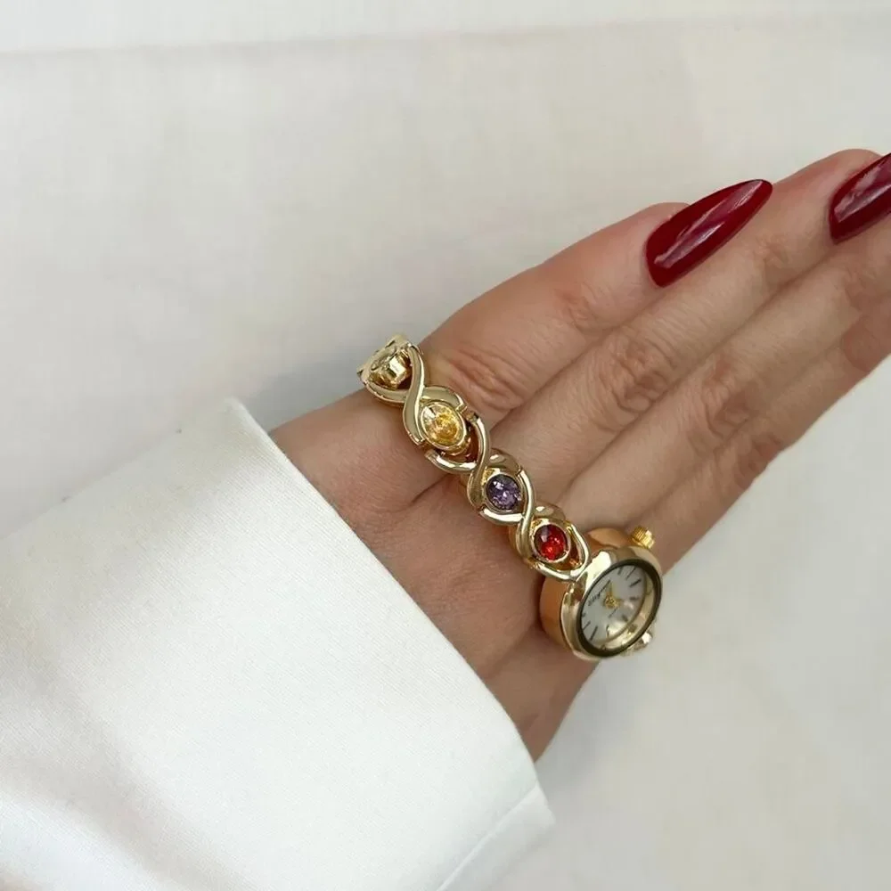 Vintage Inspired Luxury Gold Watch
